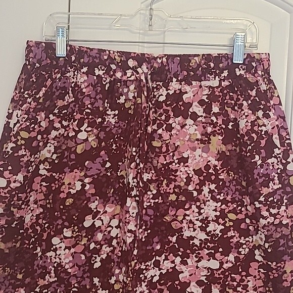 Eddie Bauer Cotton Blend Burgundy/Pink/Lavender Floral Skirt Size M - Picture 2 of 13